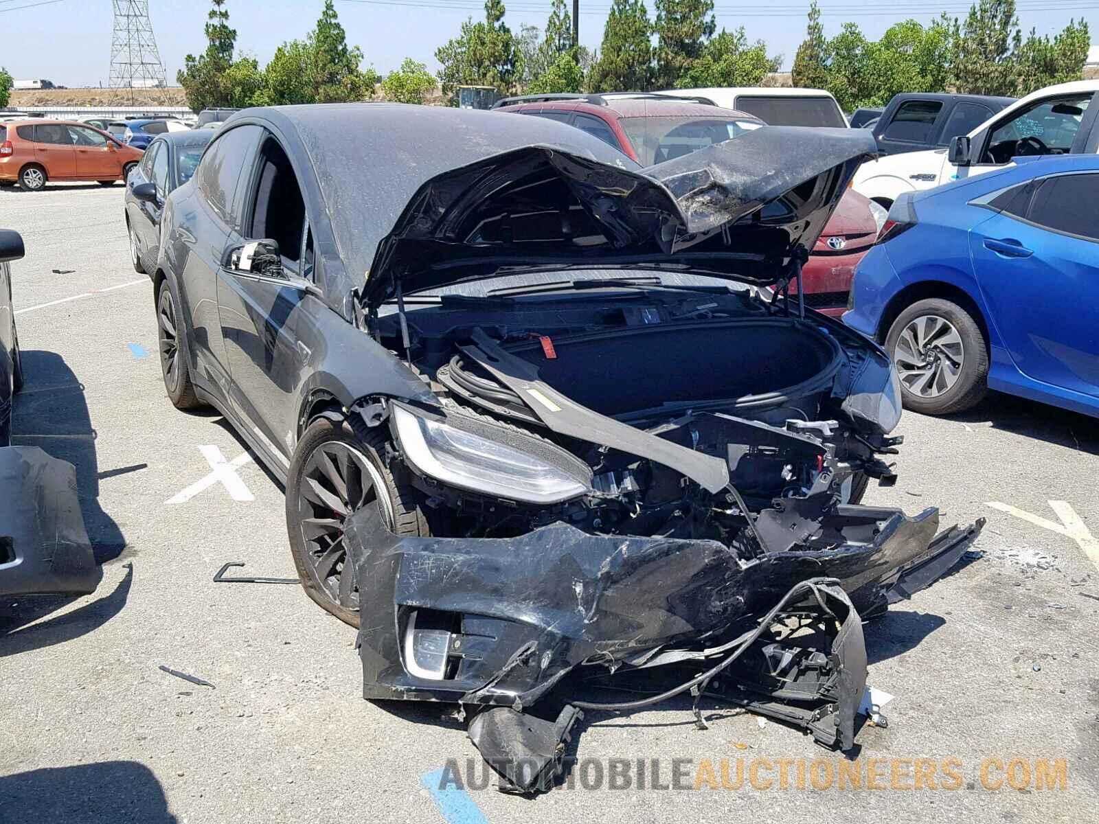 5YJXCAE49GF005507 TESLA MODEL X 2016