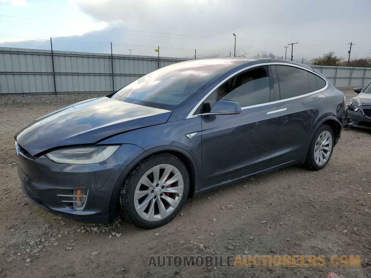 5YJXCAE4XGFS00533 TESLA MODEL X 2016