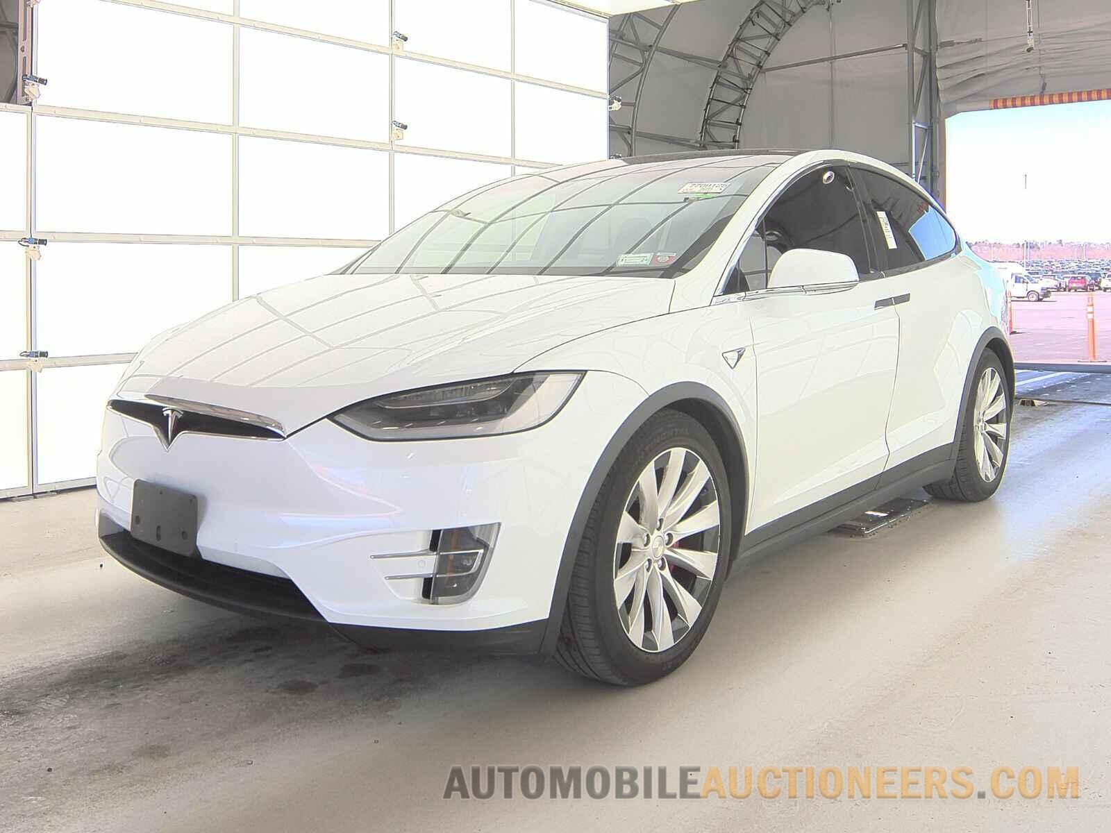 5YJXCAE4XKF183127 Tesla Model X 2019