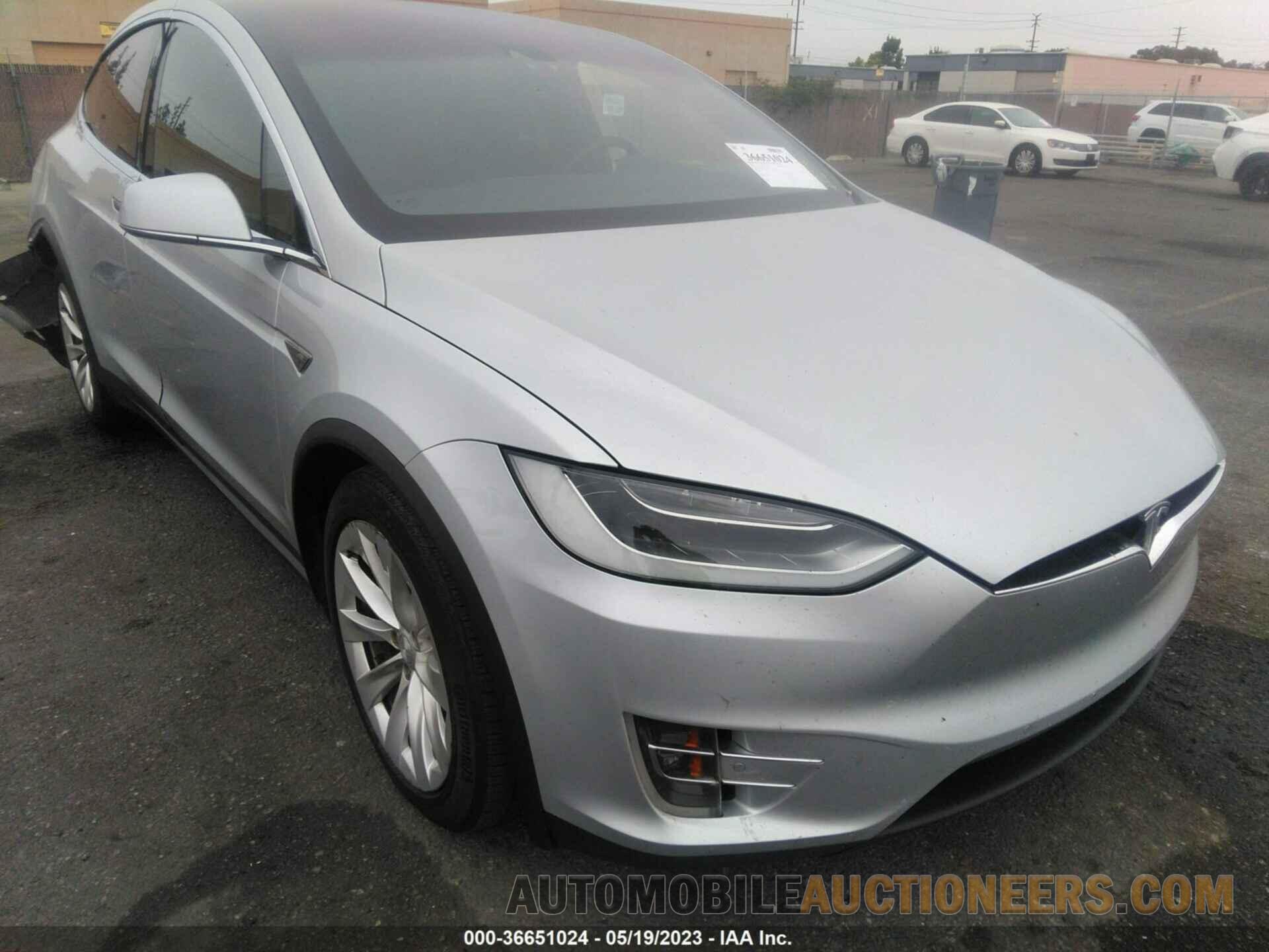 5YJXCBE20GF015444 TESLA MODEL X 2016