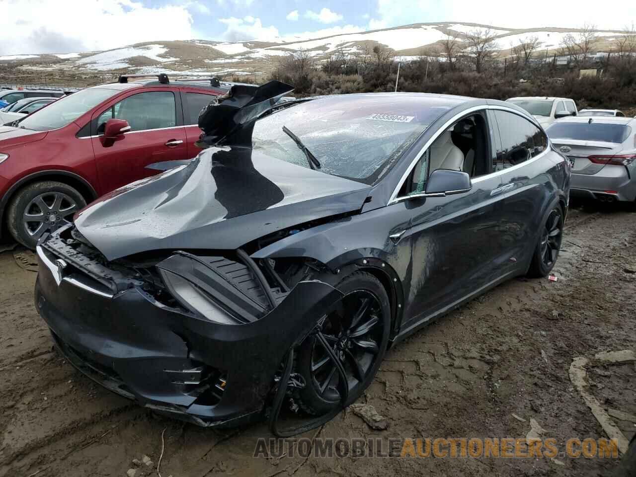 5YJXCBE20HF054066 TESLA MODEL X 2017