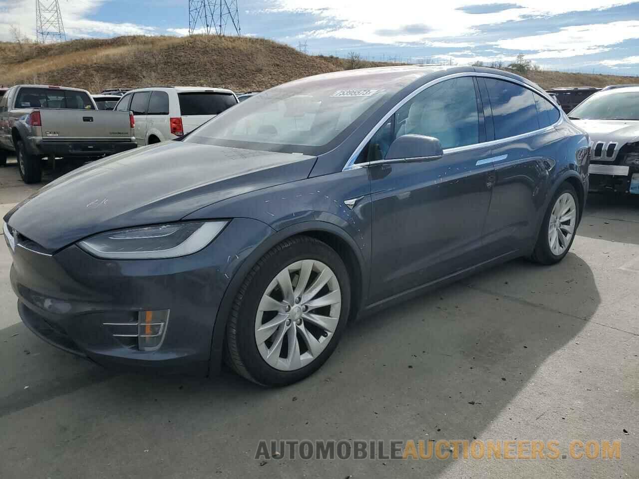 5YJXCBE20HF073507 TESLA MODEL X 2017