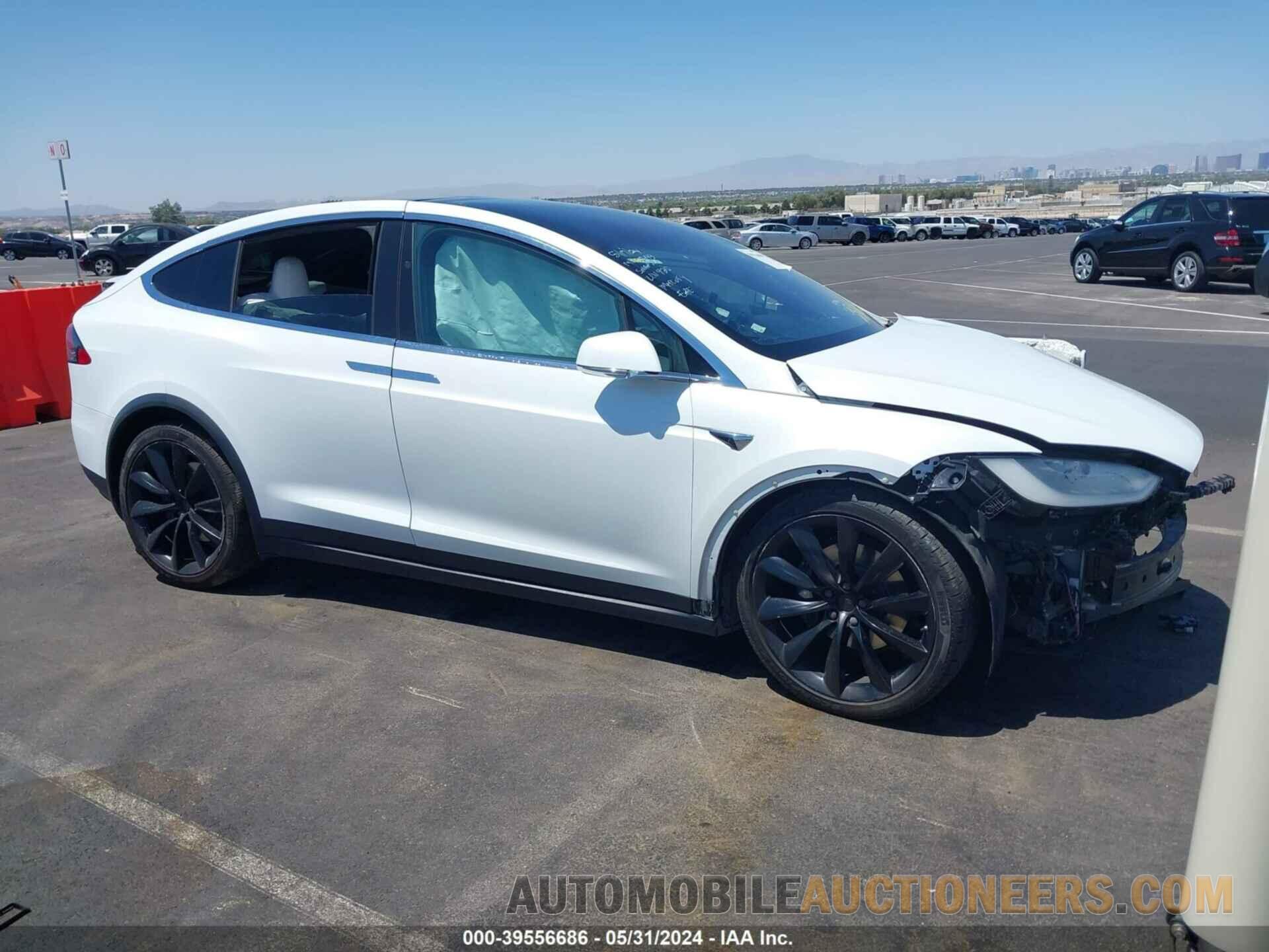 5YJXCBE20JF089888 TESLA MODEL X 2018