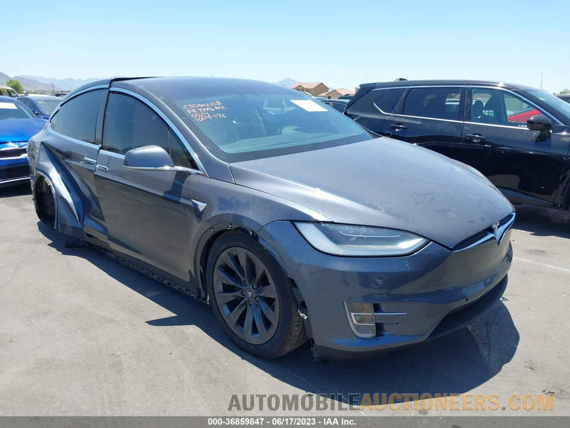 5YJXCBE20JF090524 TESLA MODEL X 2018