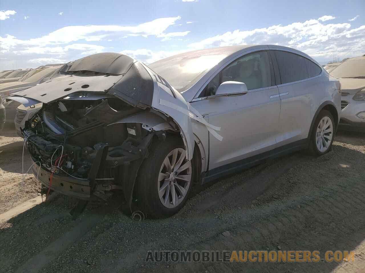 5YJXCBE20JF112991 TESLA MODEL X 2018