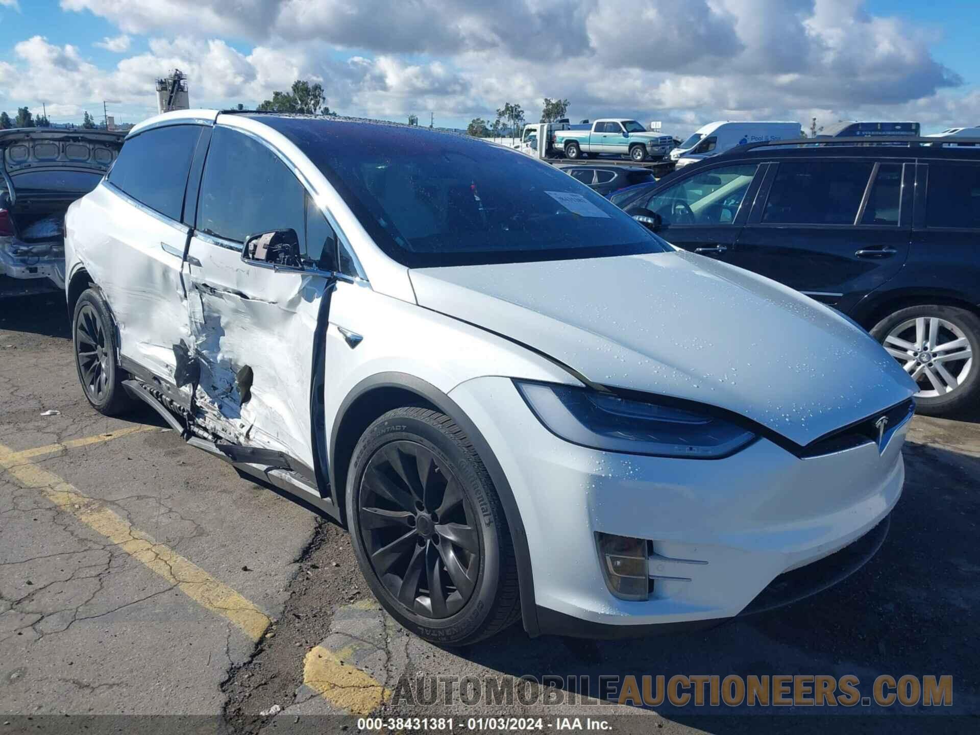 5YJXCBE20KF197719 TESLA MODEL X 2019