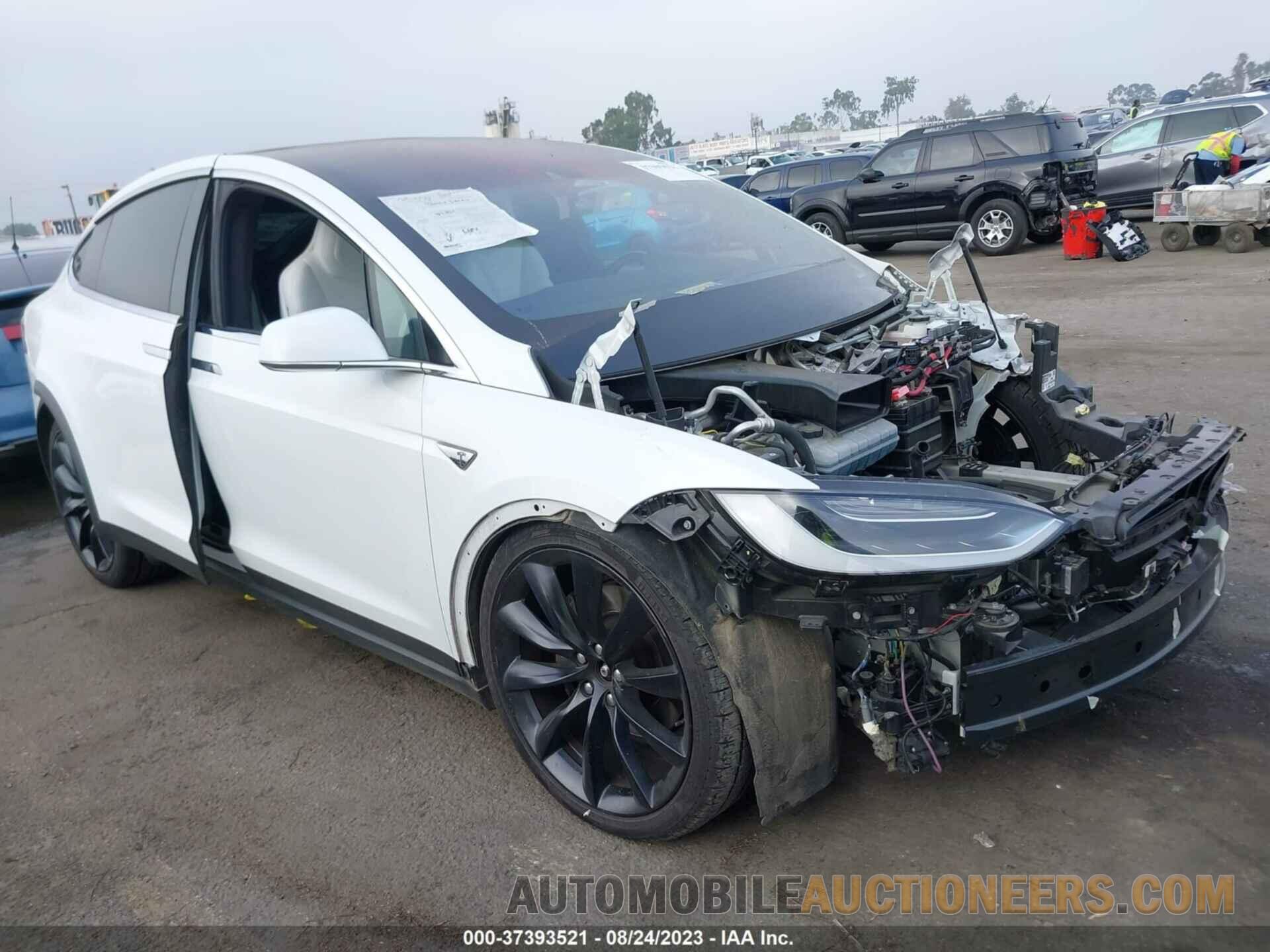 5YJXCBE21GF002699 TESLA MODEL X 2016