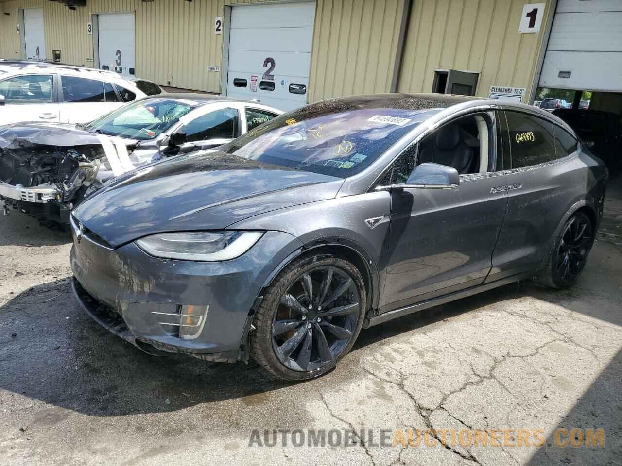 5YJXCBE21GF004288 TESLA MODEL X 2016