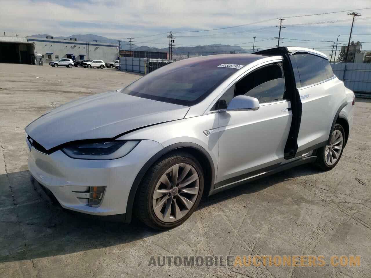 5YJXCBE21GF005778 TESLA MODEL X 2016