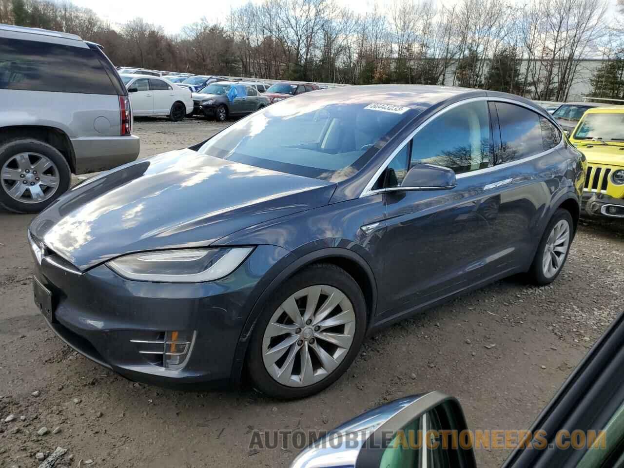 5YJXCBE21GF012018 TESLA MODEL X 2016