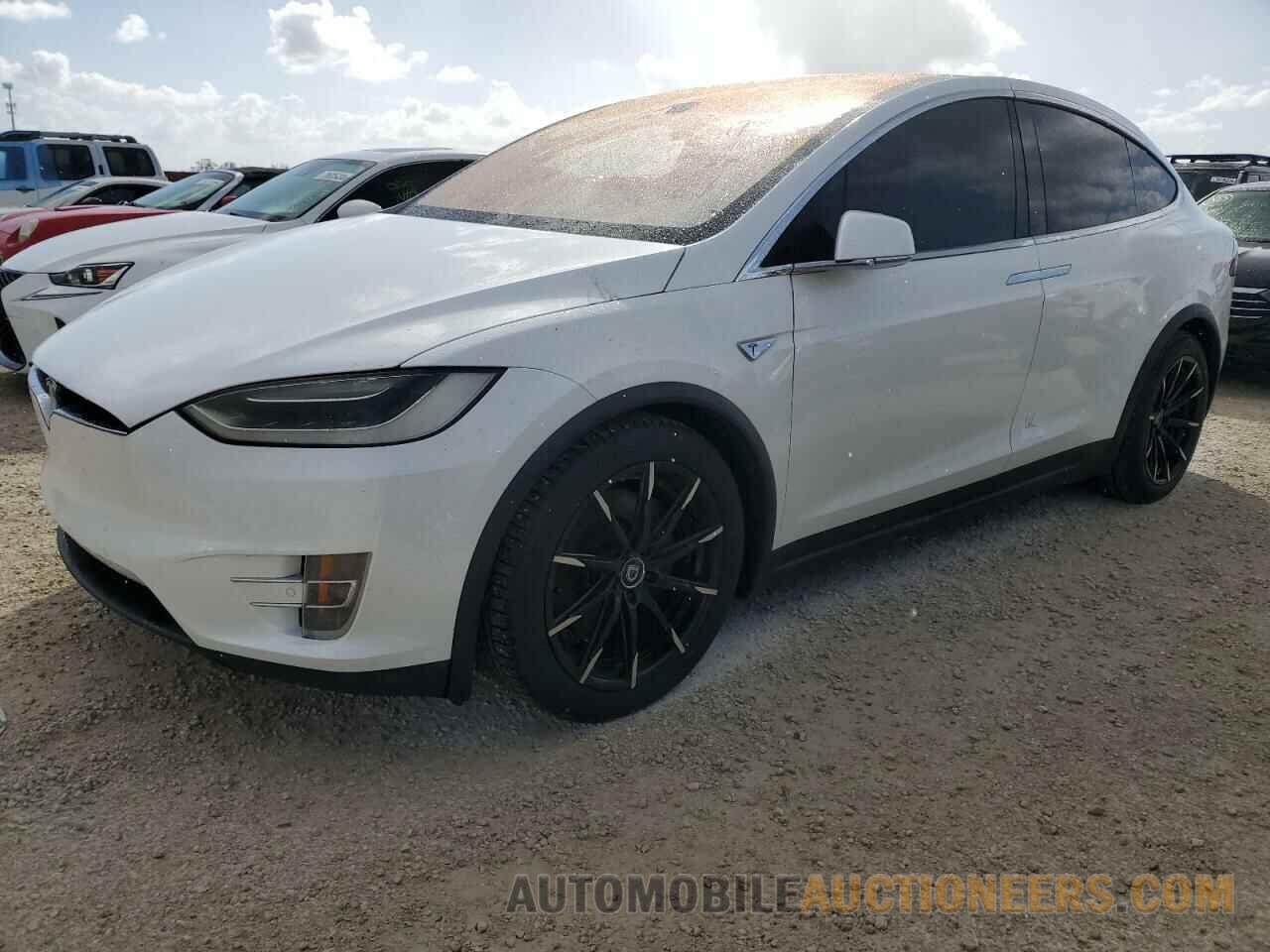 5YJXCBE21GF019518 TESLA MODEL X 2016