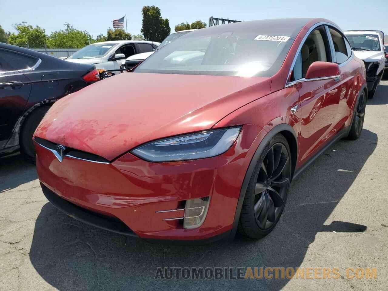 5YJXCBE21HF038300 TESLA MODEL X 2017