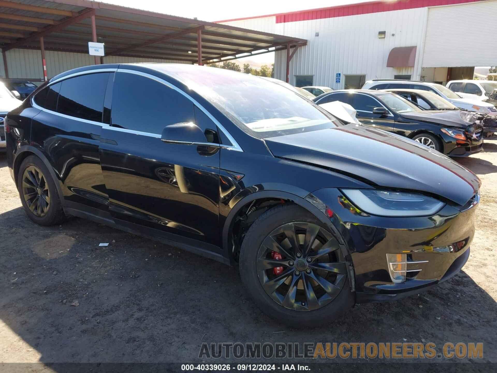 5YJXCBE21HF054223 TESLA MODEL X 2017