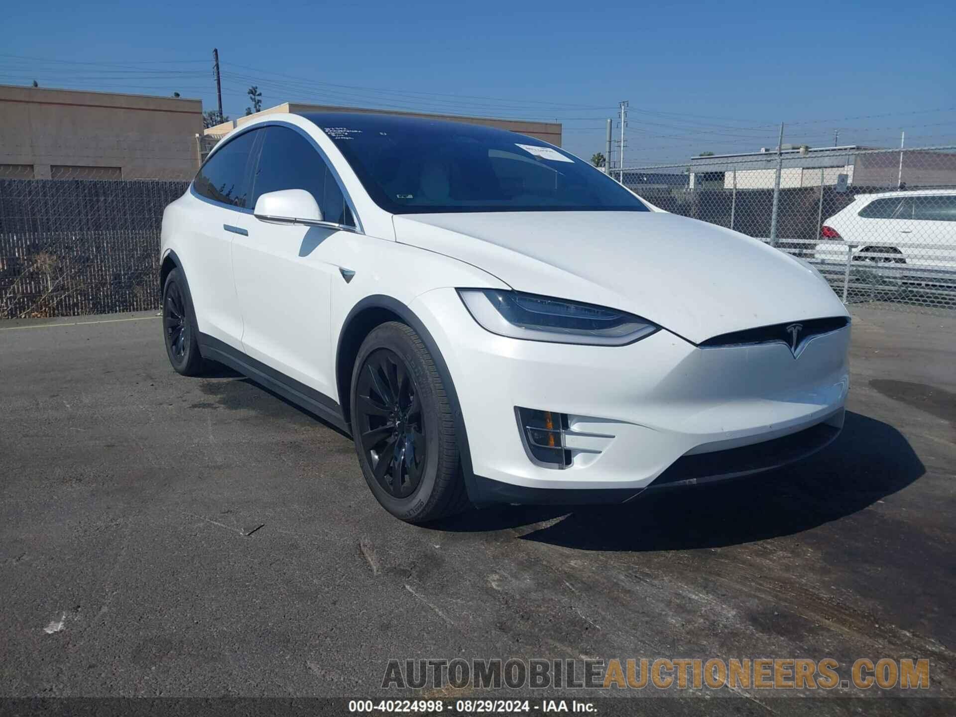 5YJXCBE21HF067019 TESLA MODEL X 2017