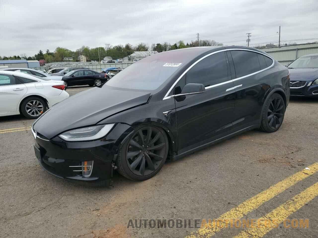 5YJXCBE21JF121179 TESLA MODEL X 2018