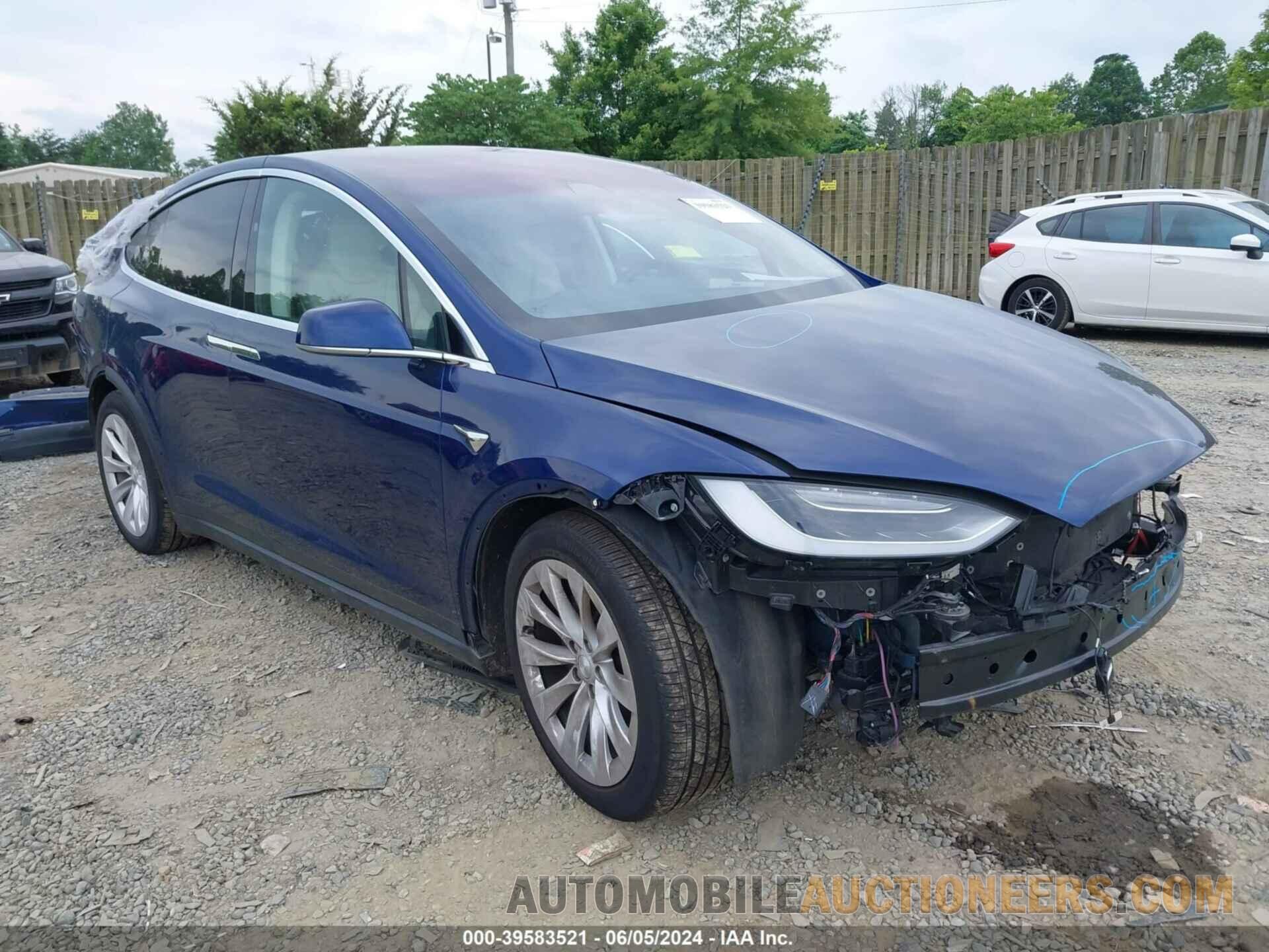 5YJXCBE21JF140167 TESLA MODEL X 2018