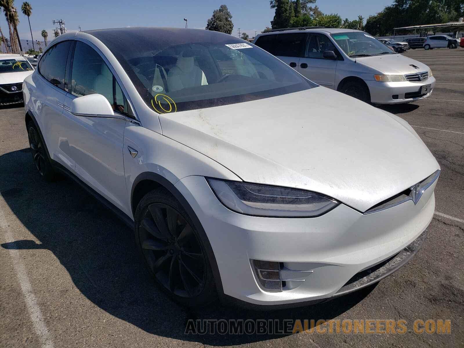 5YJXCBE21LF283283 TESLA MODEL X 2020