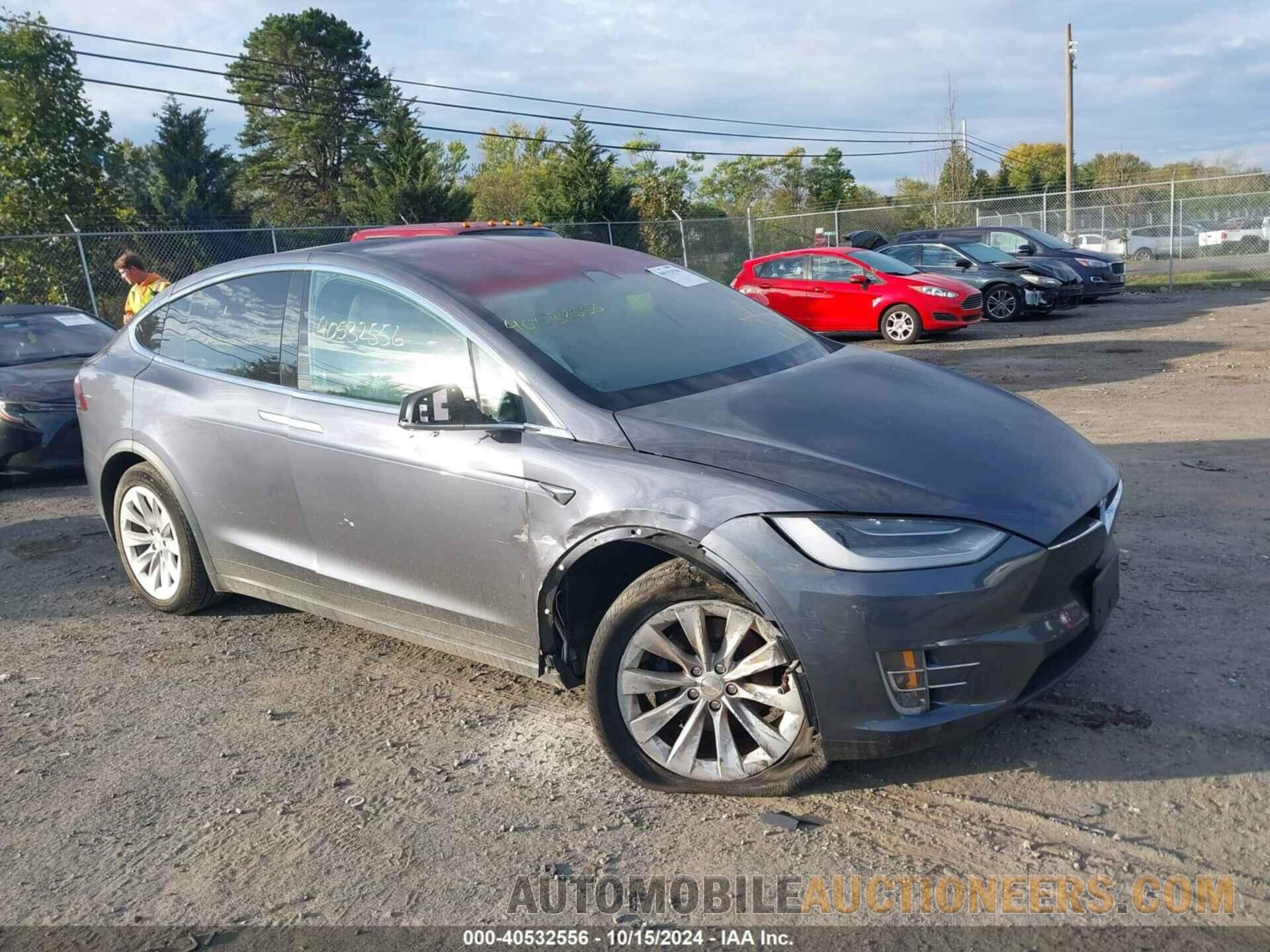 5YJXCBE21LF298401 TESLA MODEL X 2020