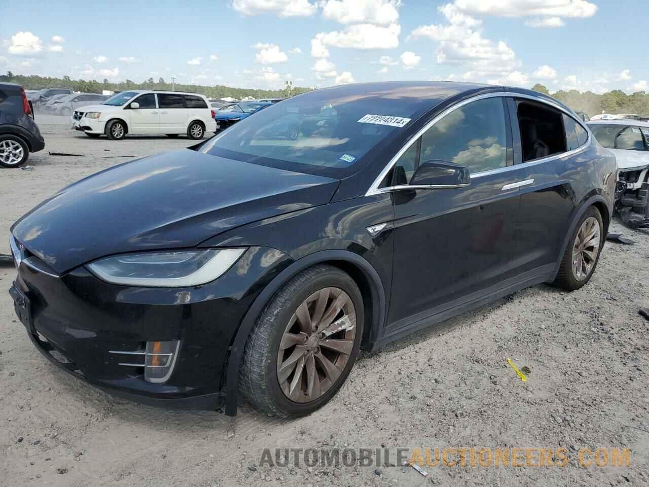 5YJXCBE22GF012982 TESLA MODEL X 2016