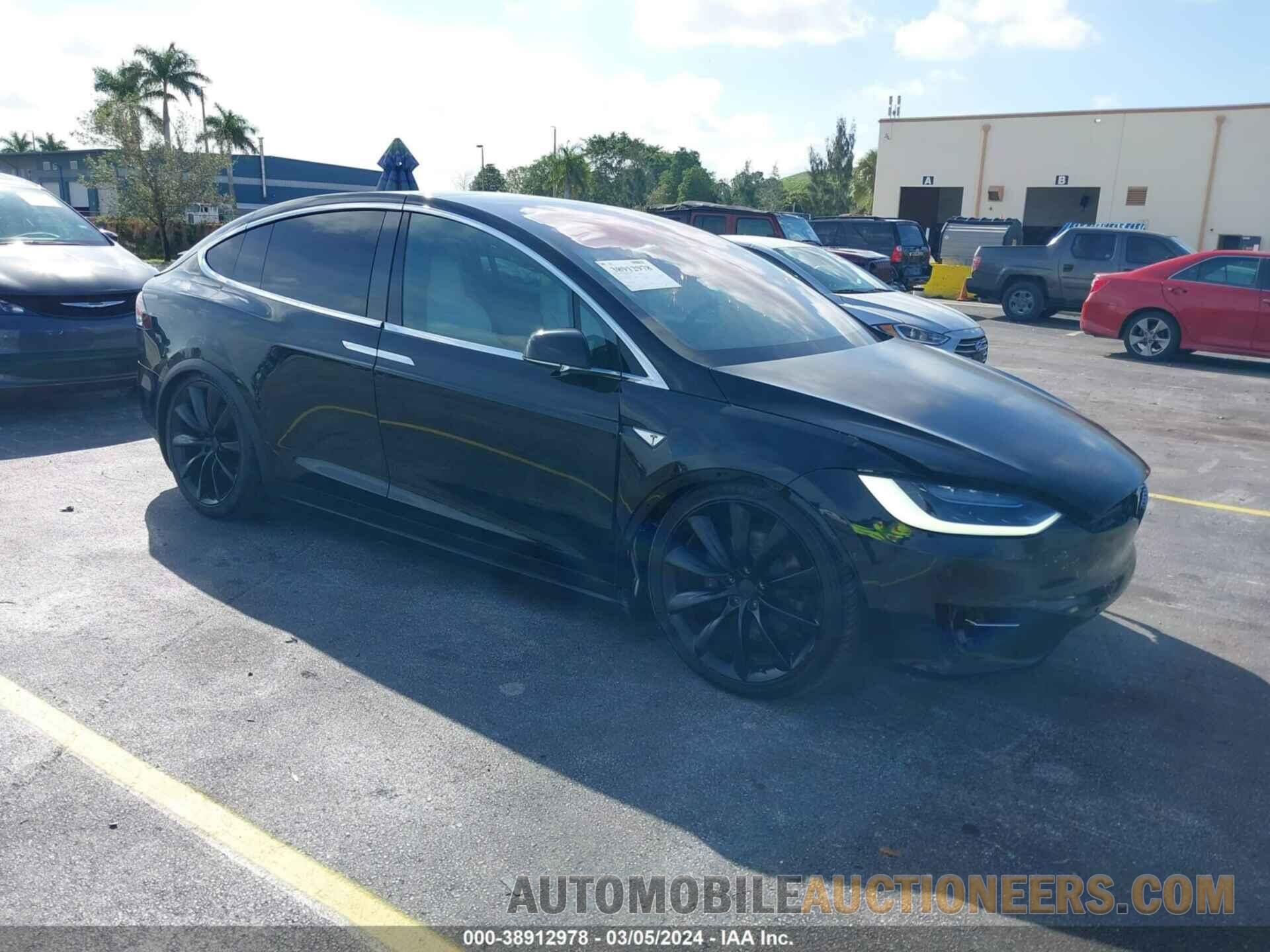 5YJXCBE22GF013775 TESLA MODEL X 2016