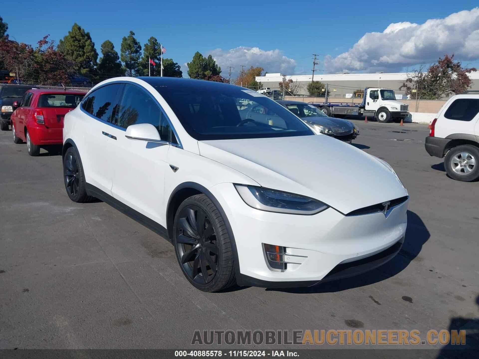 5YJXCBE22GF021486 TESLA MODEL X 2016