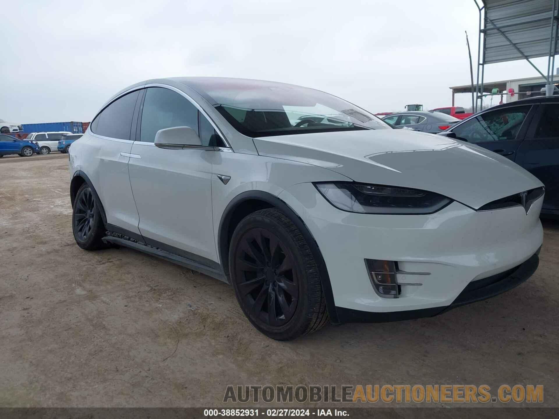 5YJXCBE22JF103340 TESLA MODEL X 2018