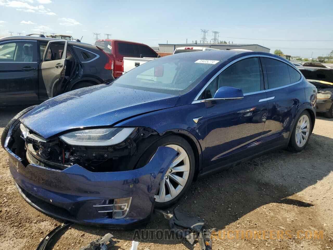 5YJXCBE22JF115696 TESLA MODEL X 2018