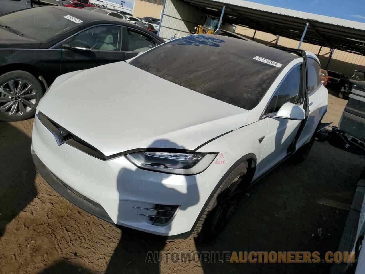 5YJXCBE23GF011100 TESLA MODEL X 2016