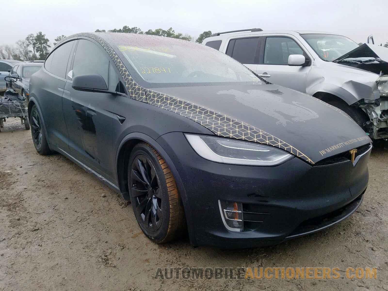 5YJXCBE23HF049685 TESLA MODEL X 2017