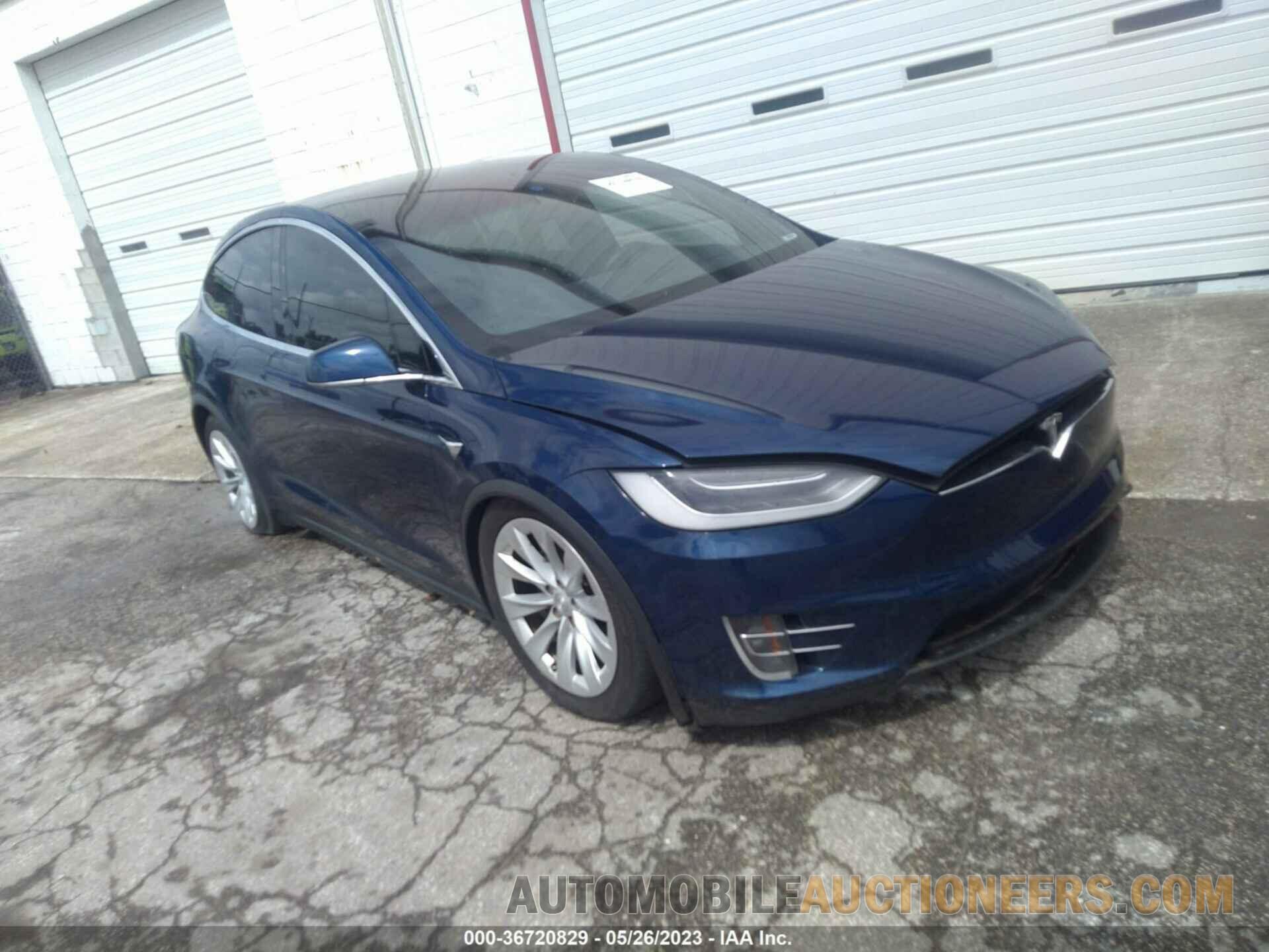 5YJXCBE23HF055454 TESLA MODEL X 2017