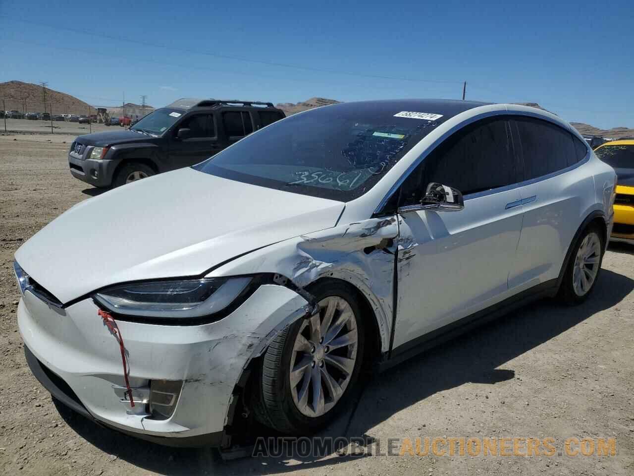 5YJXCBE23JF142826 TESLA MODEL X 2018