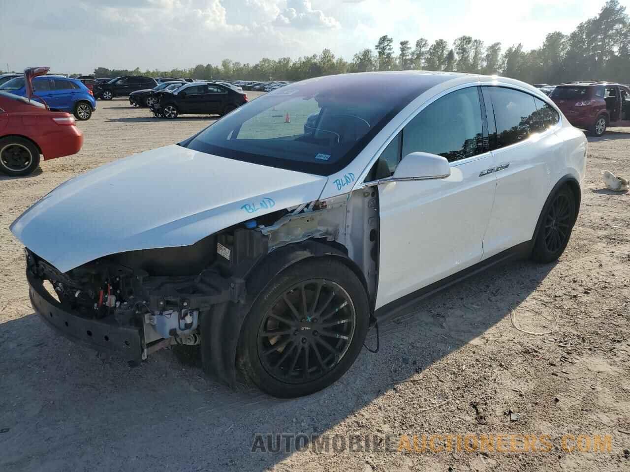 5YJXCBE24GF002146 TESLA MODEL X 2016