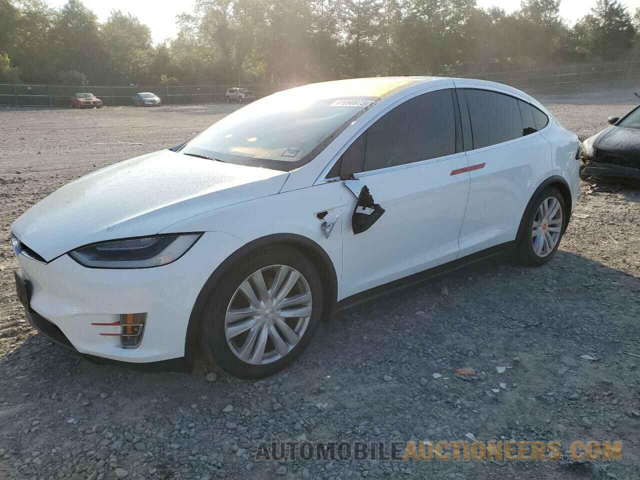 5YJXCBE24GF014653 TESLA MODEL X 2016