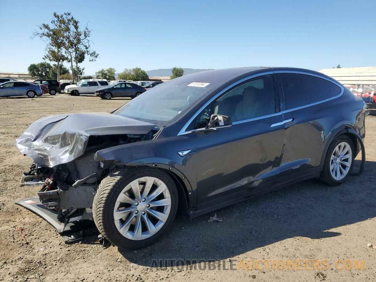 5YJXCBE24GF015074 TESLA MODEL X 2016