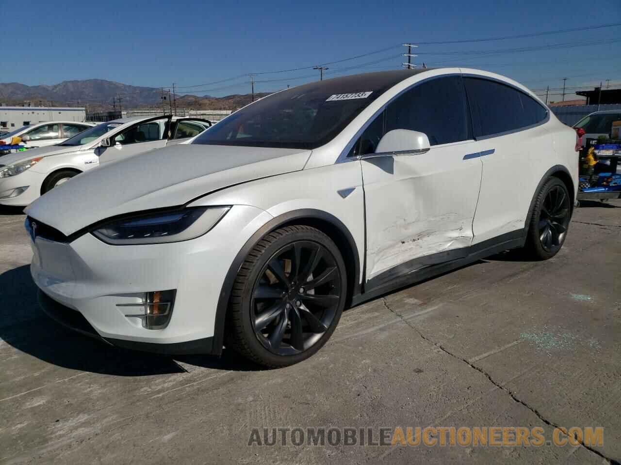 5YJXCBE24GF021151 TESLA MODEL X 2016