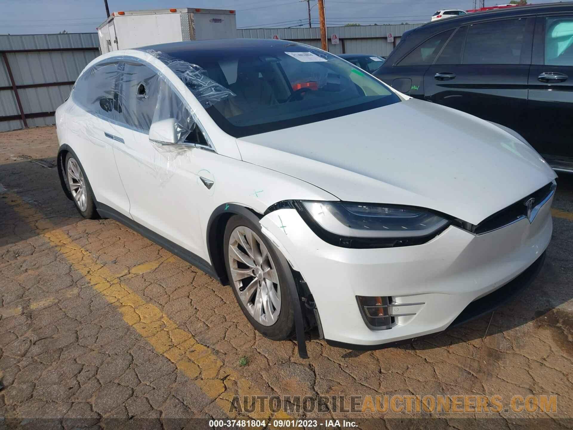 5YJXCBE24HF049694 TESLA MODEL X 2017