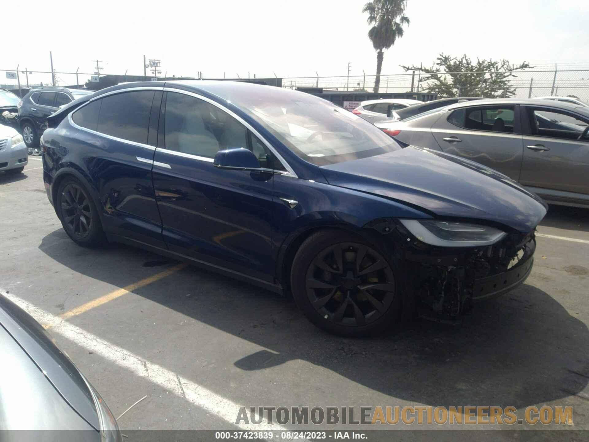 5YJXCBE24HF051073 TESLA MODEL X 2017