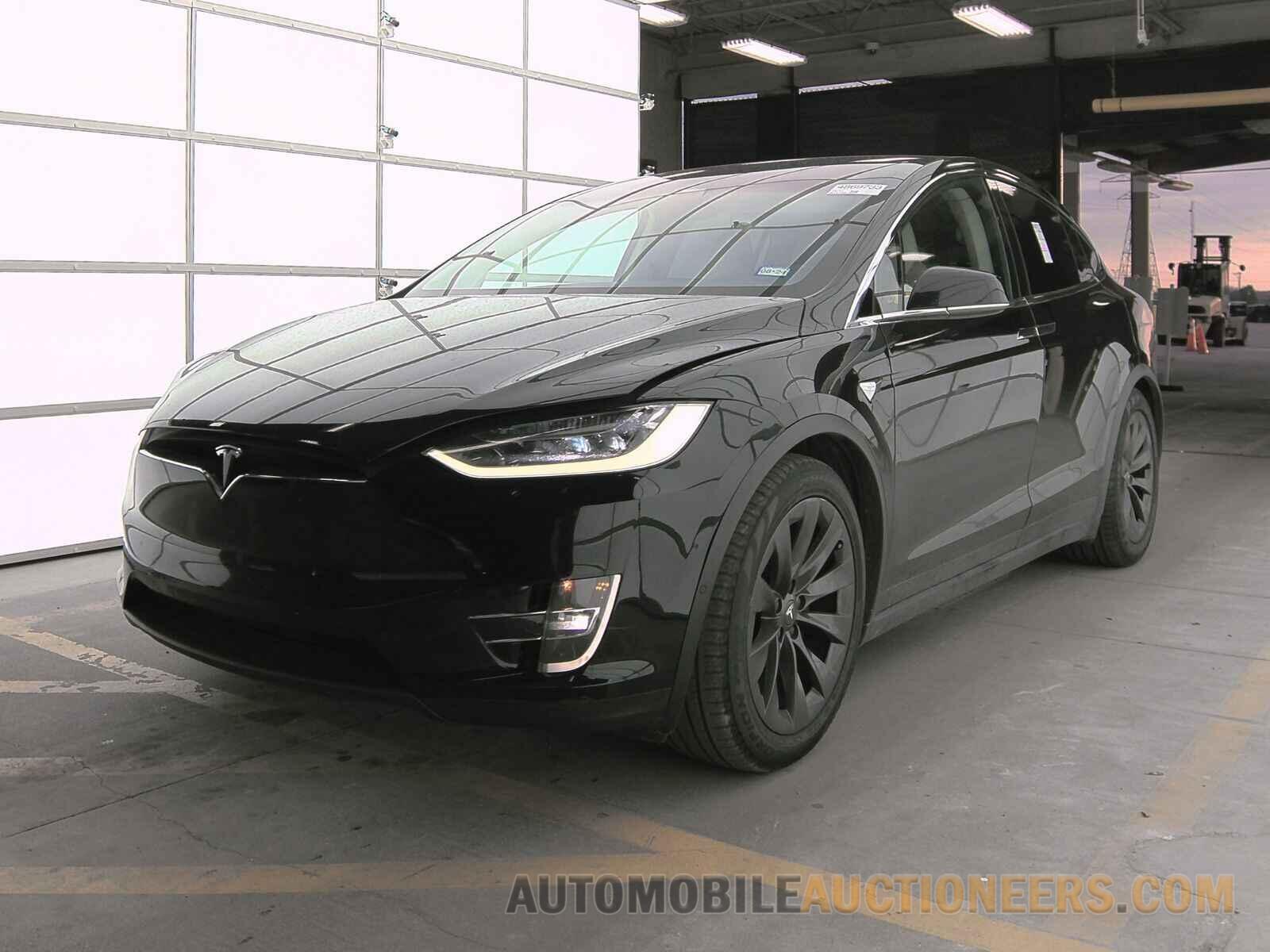 5YJXCBE24HF066236 Tesla Model X 2017