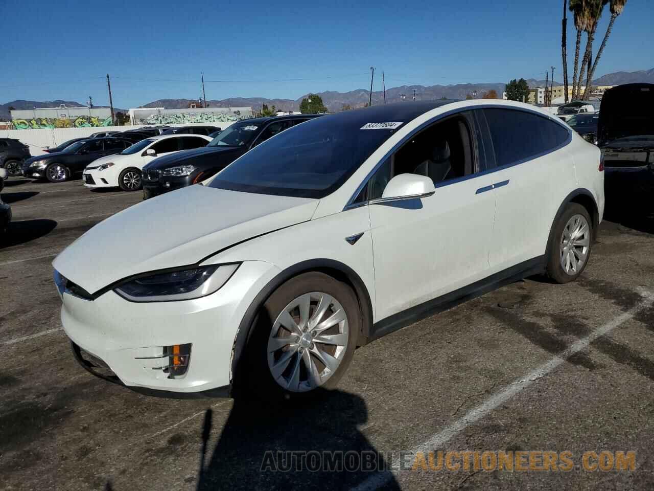 5YJXCBE24JF141121 TESLA MODEL X 2018