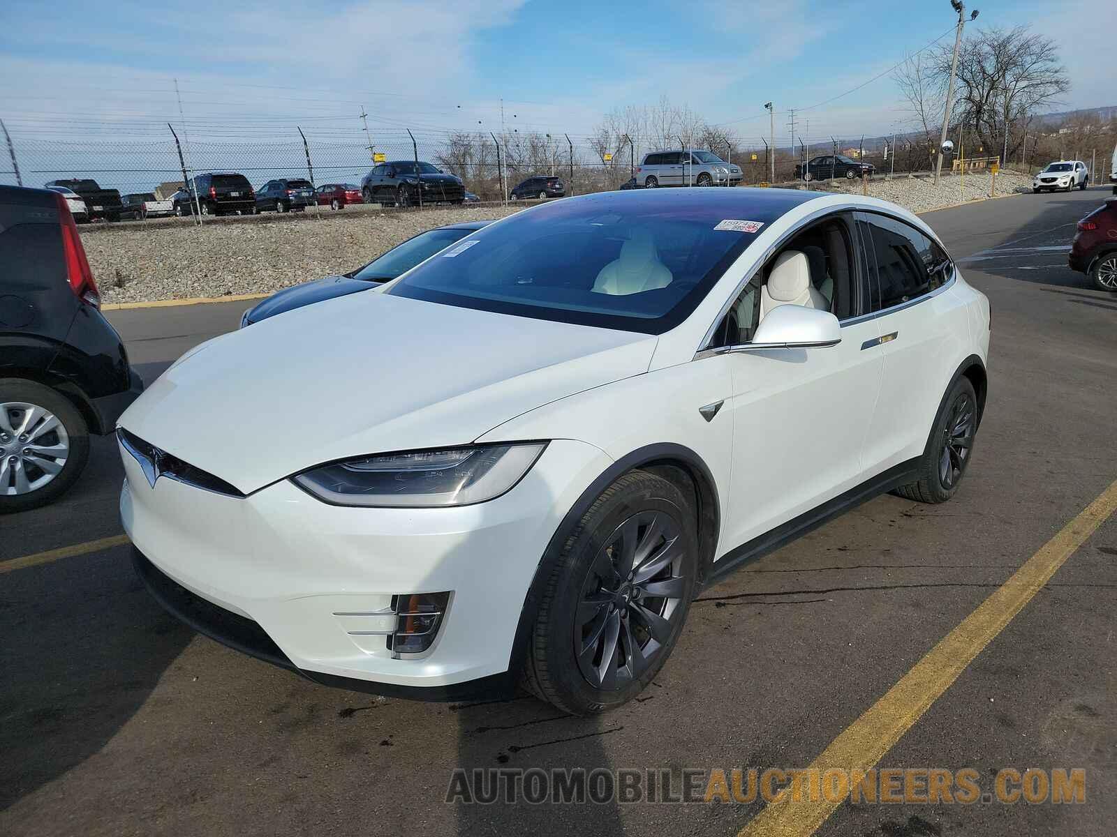 5YJXCBE24KF149575 Tesla Model X 2019