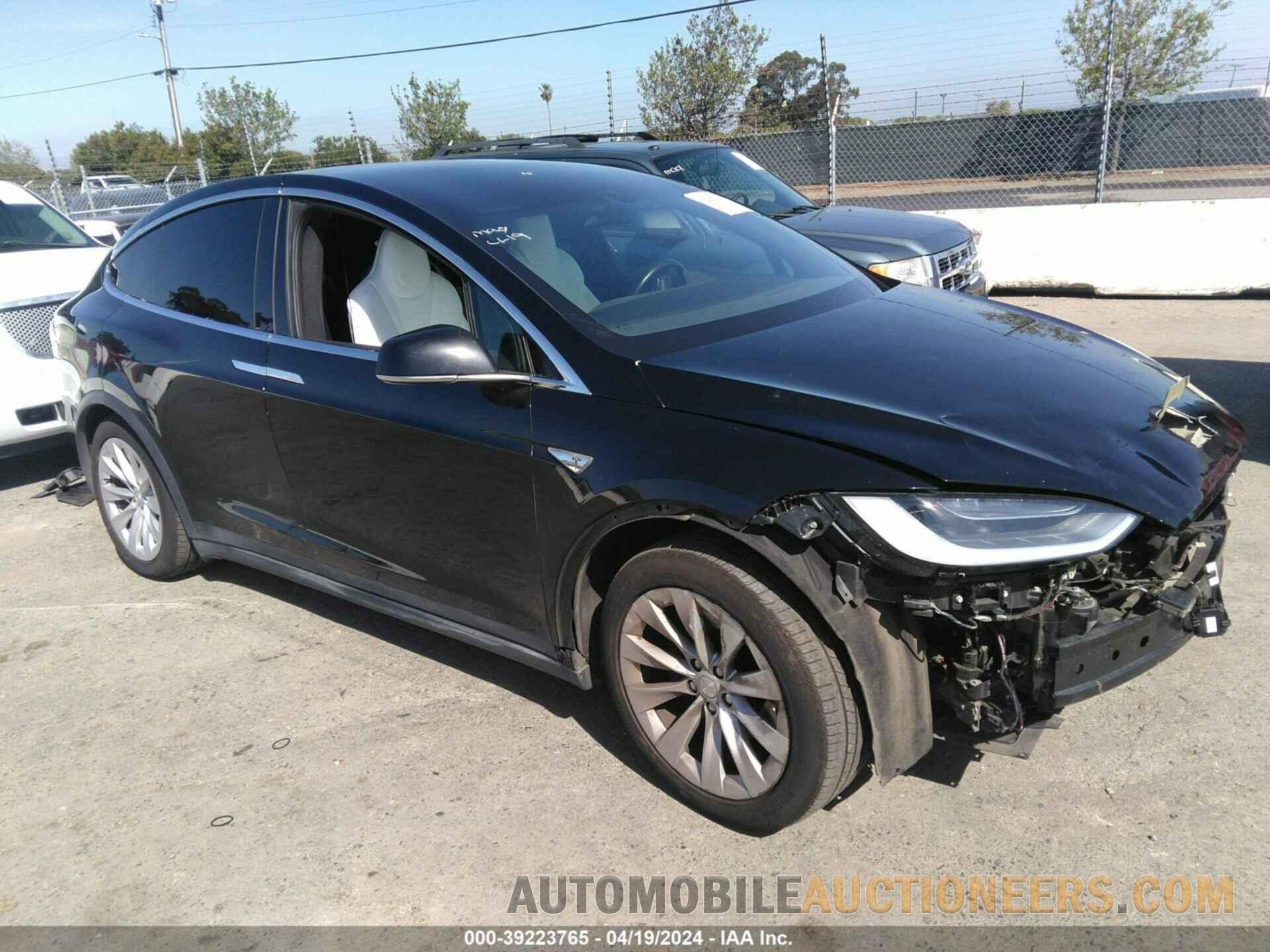 5YJXCBE25GF013365 TESLA MODEL X 2016