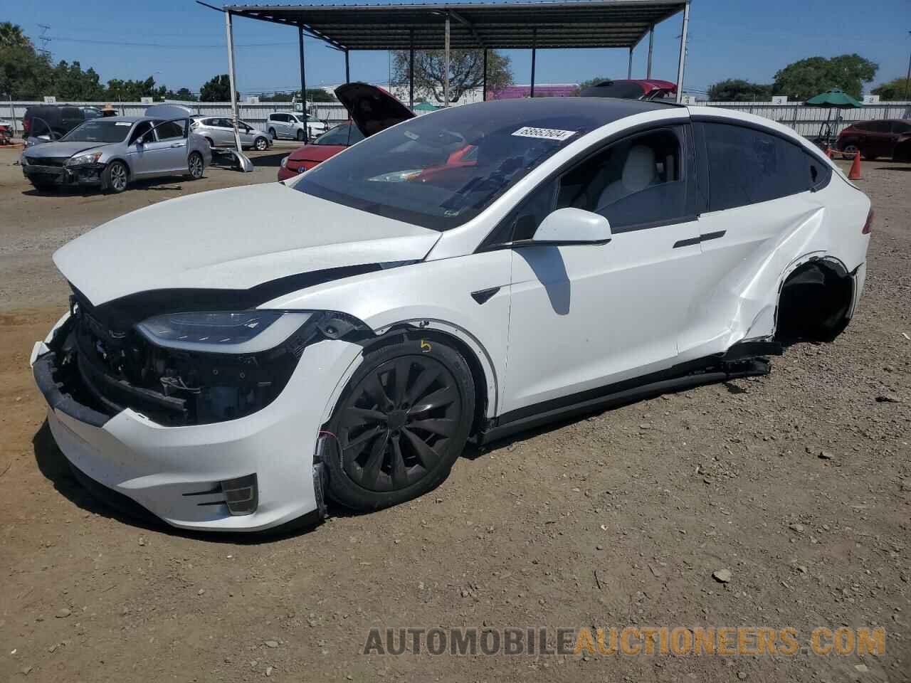 5YJXCBE25HF035142 TESLA MODEL X 2017