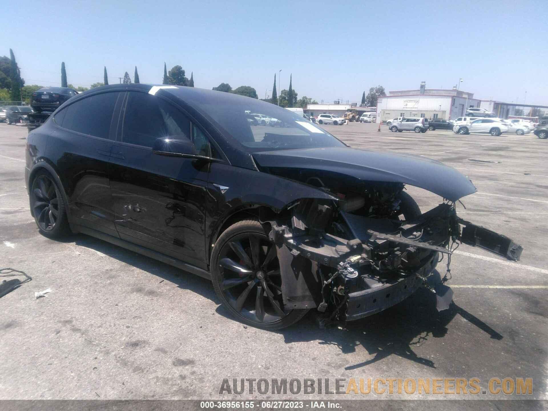 5YJXCBE25HF079951 TESLA MODEL X 2017