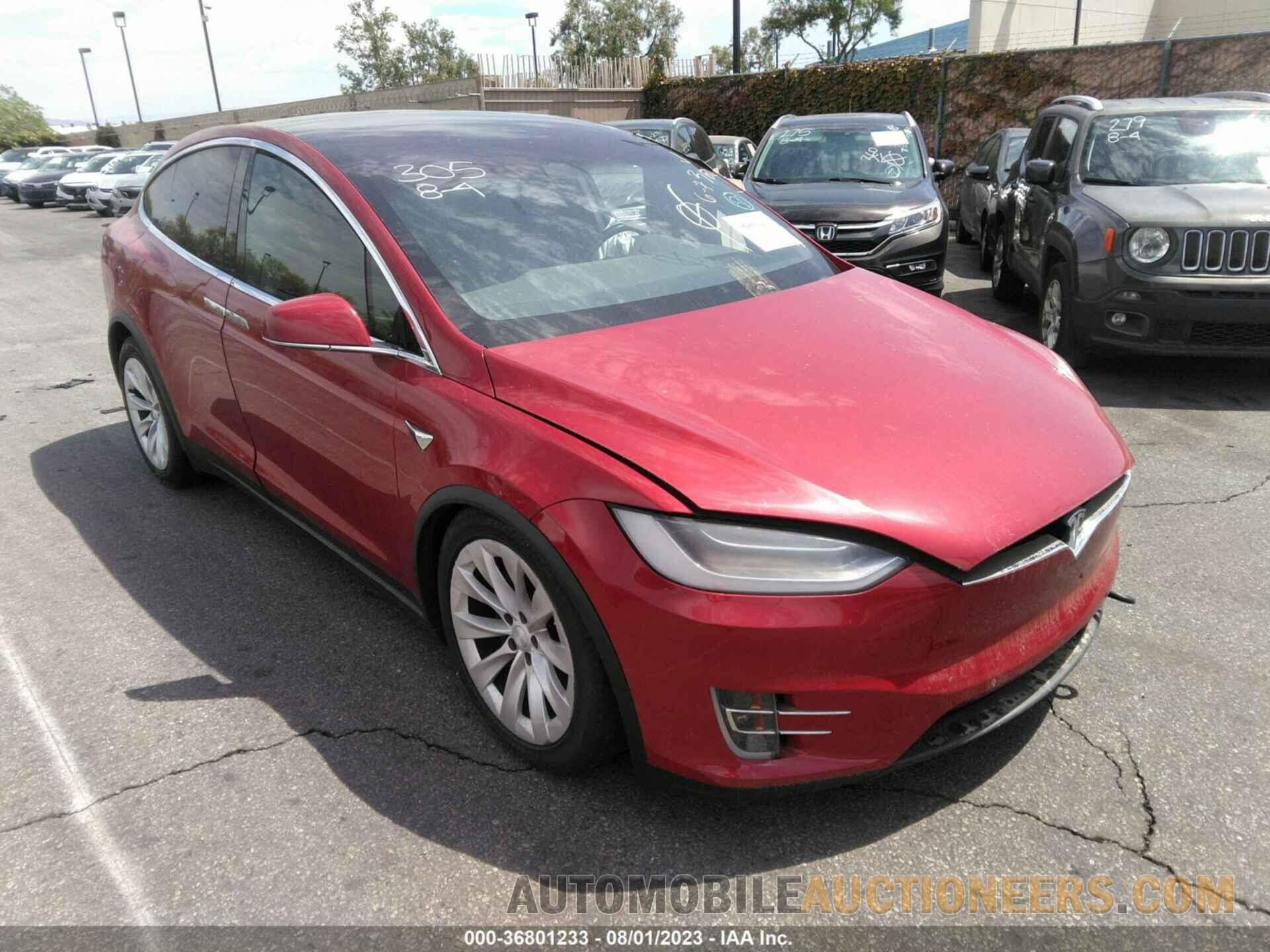 5YJXCBE25JF092673 TESLA MODEL X 2018