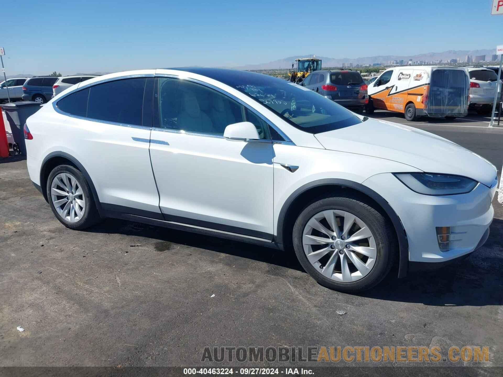 5YJXCBE25KF187901 TESLA MODEL X 2019