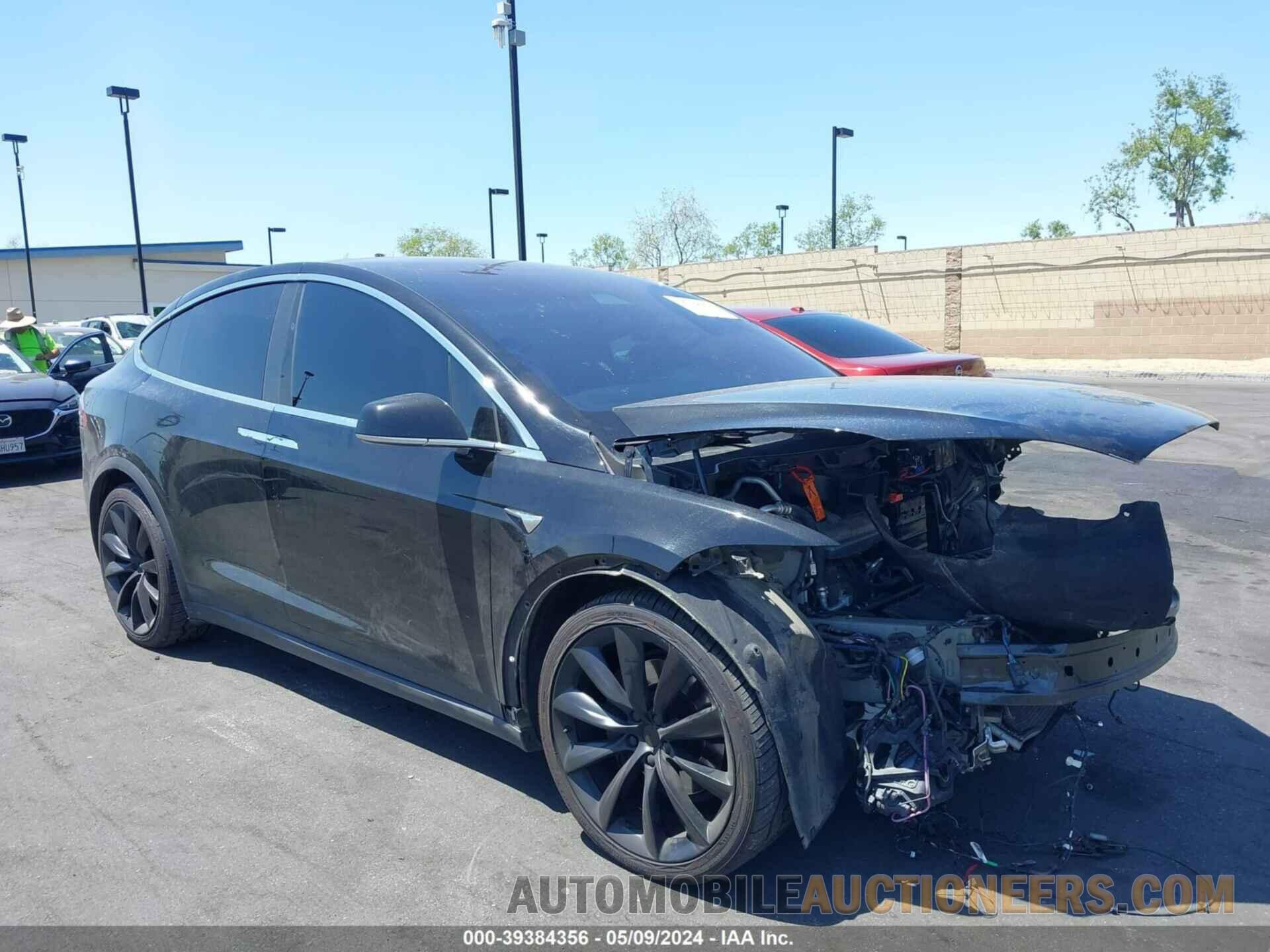 5YJXCBE25LF272352 TESLA MODEL X 2020