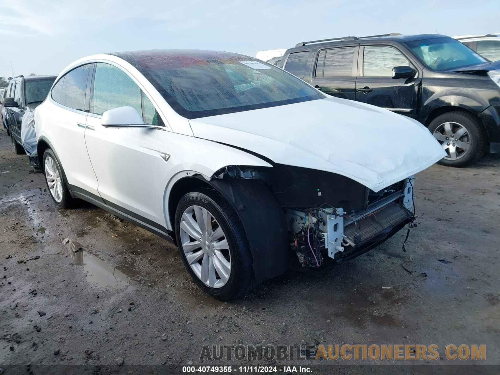 5YJXCBE26GF007820 TESLA MODEL X 2016