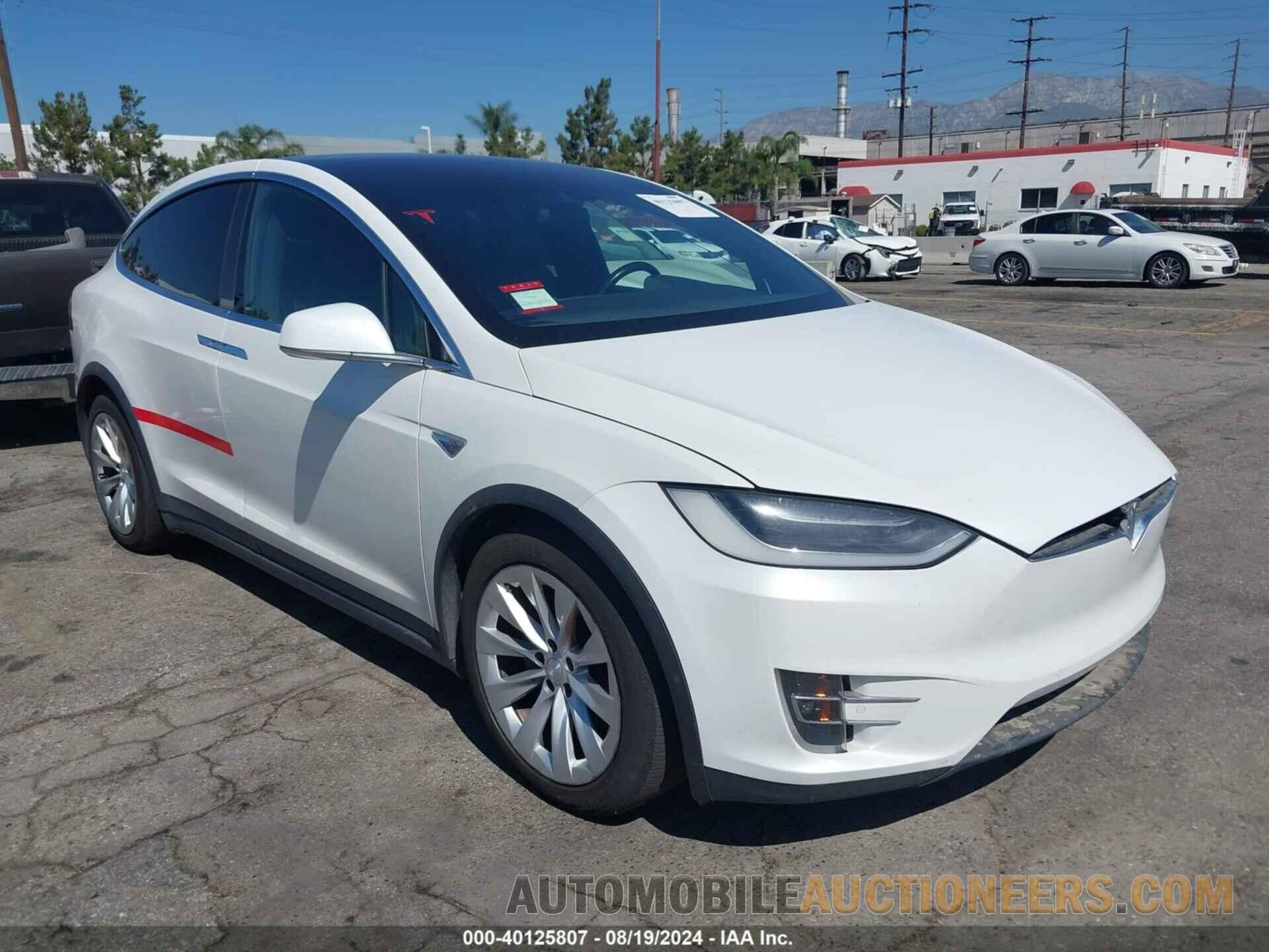 5YJXCBE26GF016937 TESLA MODEL X 2016