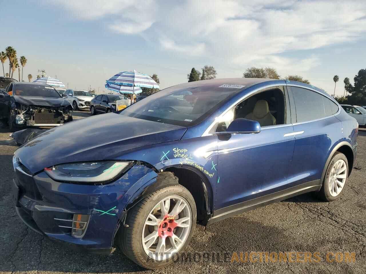 5YJXCBE26GF017683 TESLA MODEL X 2016