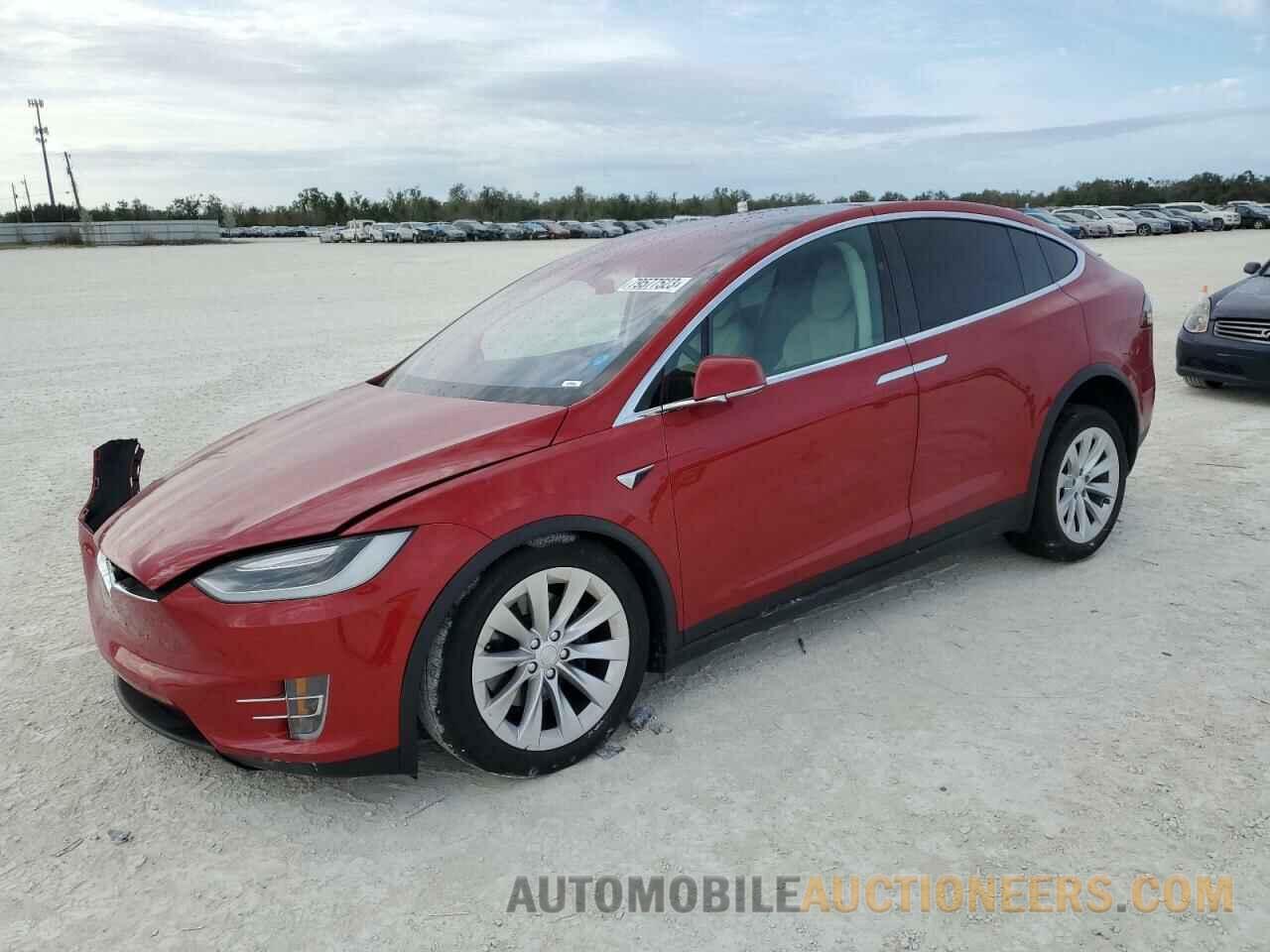 5YJXCBE26HF060678 TESLA MODEL X 2017